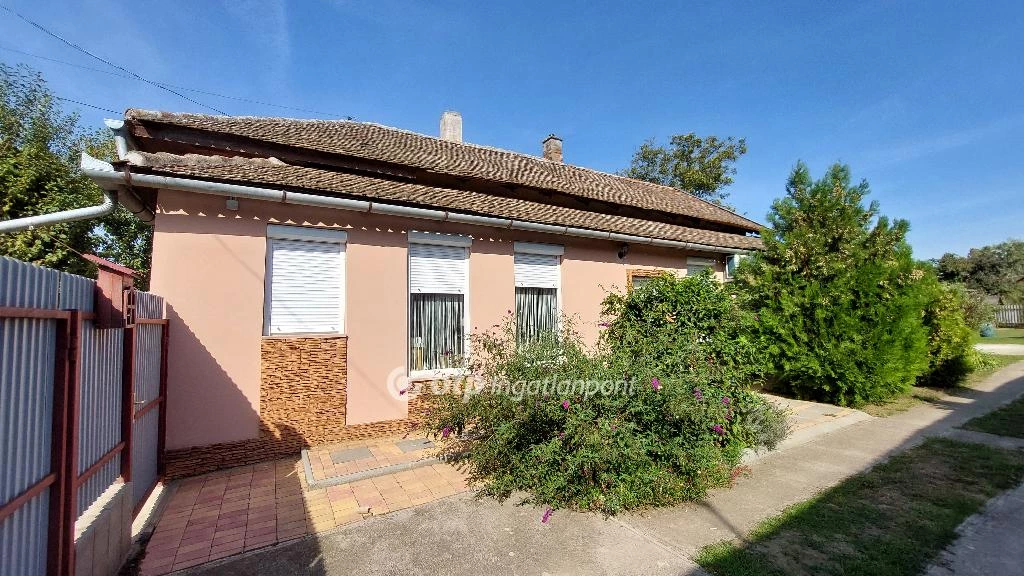 For sale house, Karcag