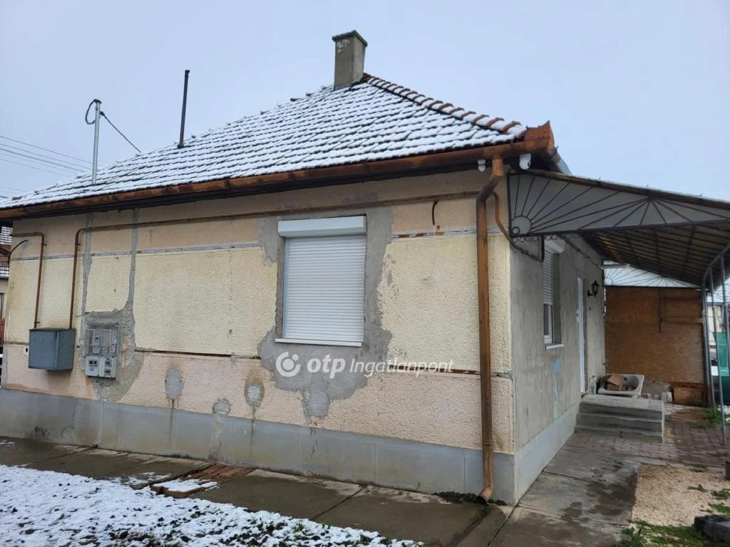 For sale house, Jászfényszaru