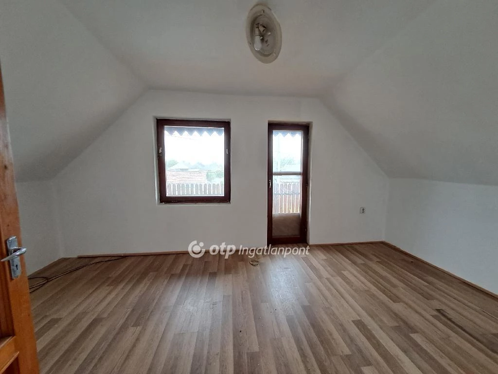 Eladó Ház, Kisújszállás