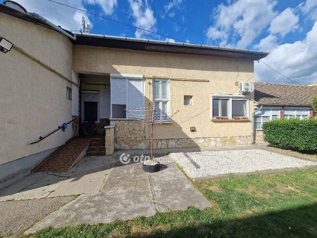 For sale part of a house property, Karcag