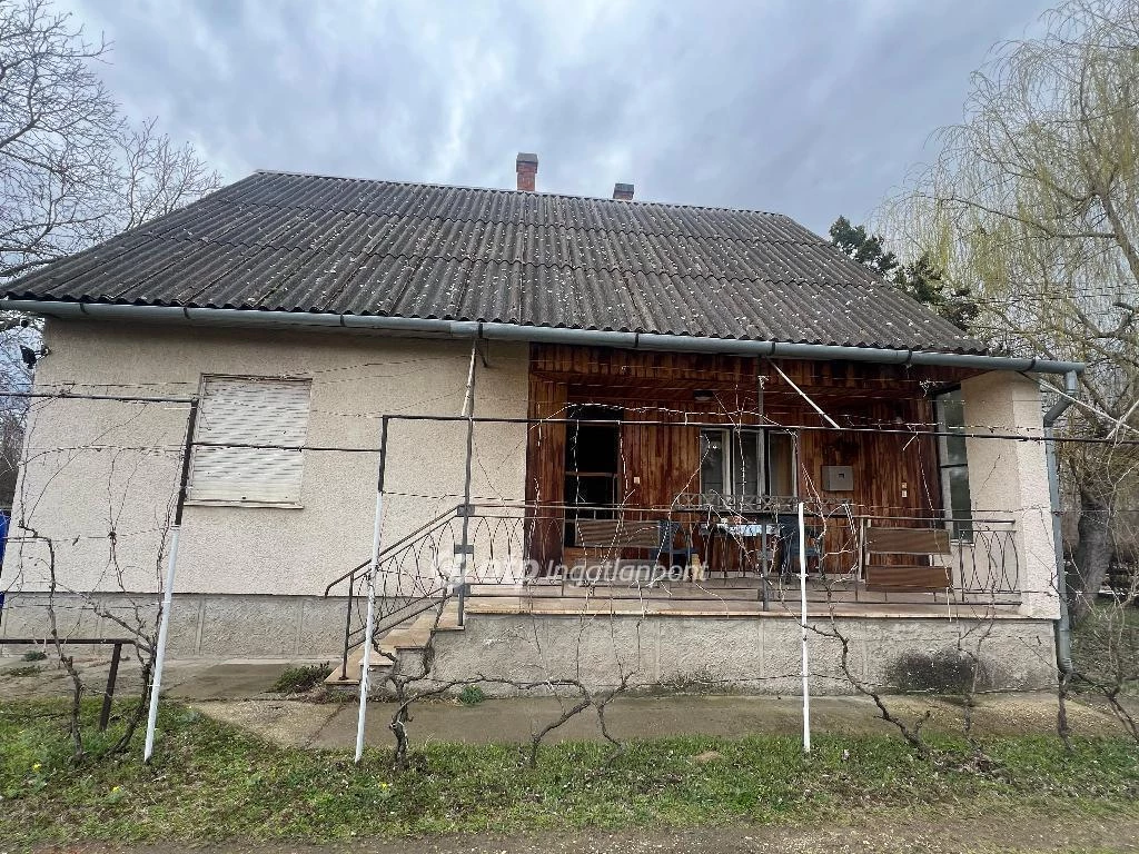 Eladó Ház, Tápiószele