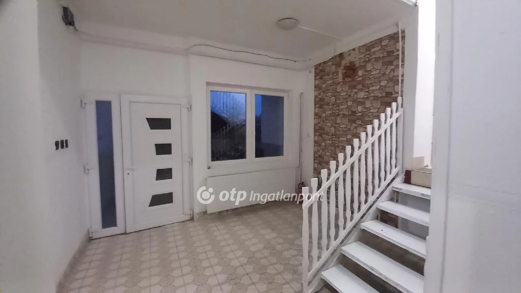 For sale house, Boldog, Hatvani út
