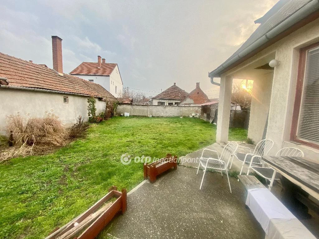 Eladó Ház, Jászberény