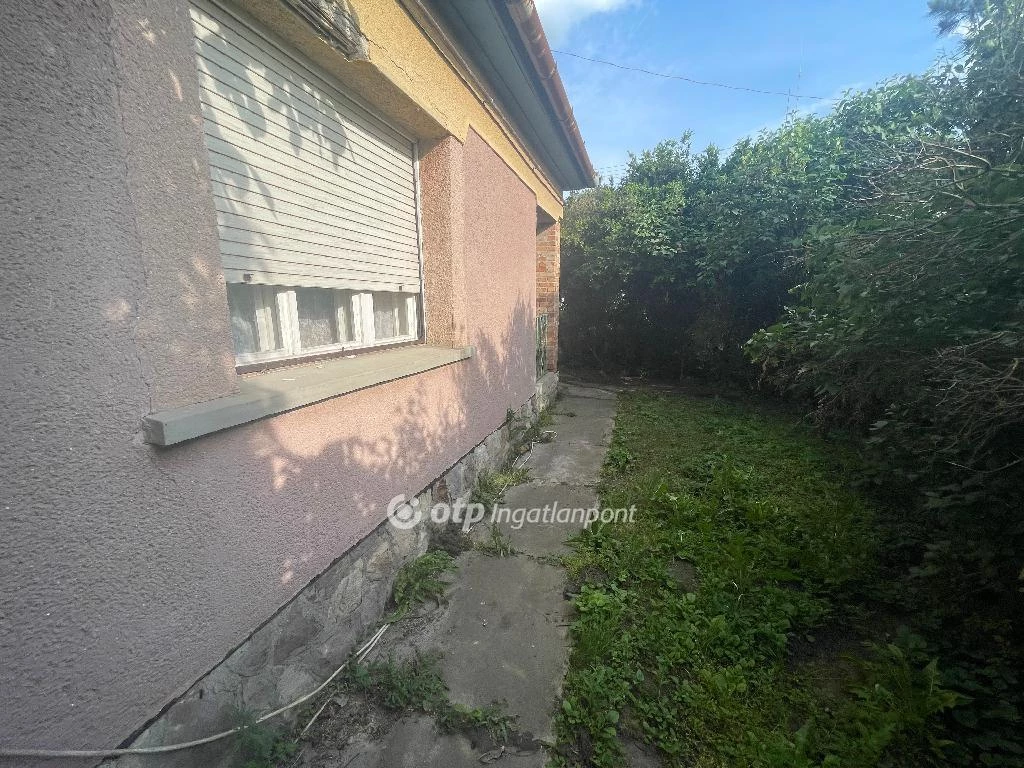 Eladó Ház, Jászapáti