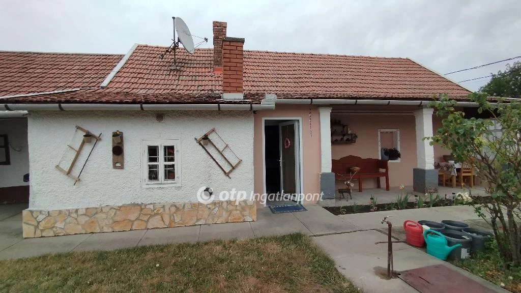 Eladó Ház, Jánoshida