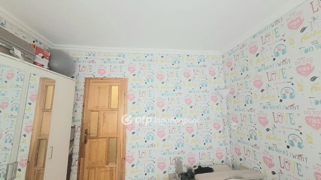 Eladó Lakás, Jászberény