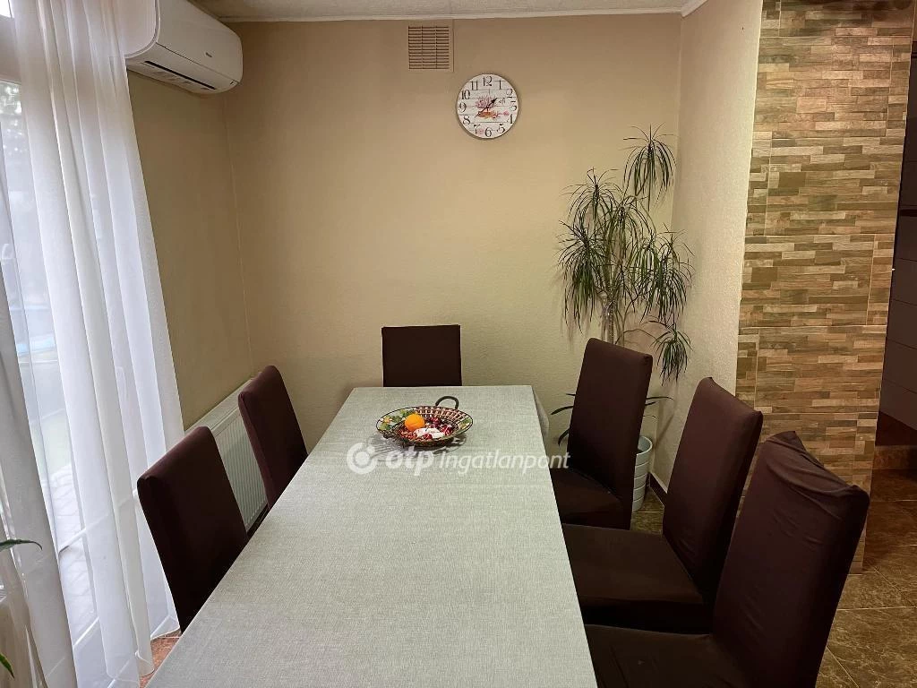 Eladó Ház, Jászberény