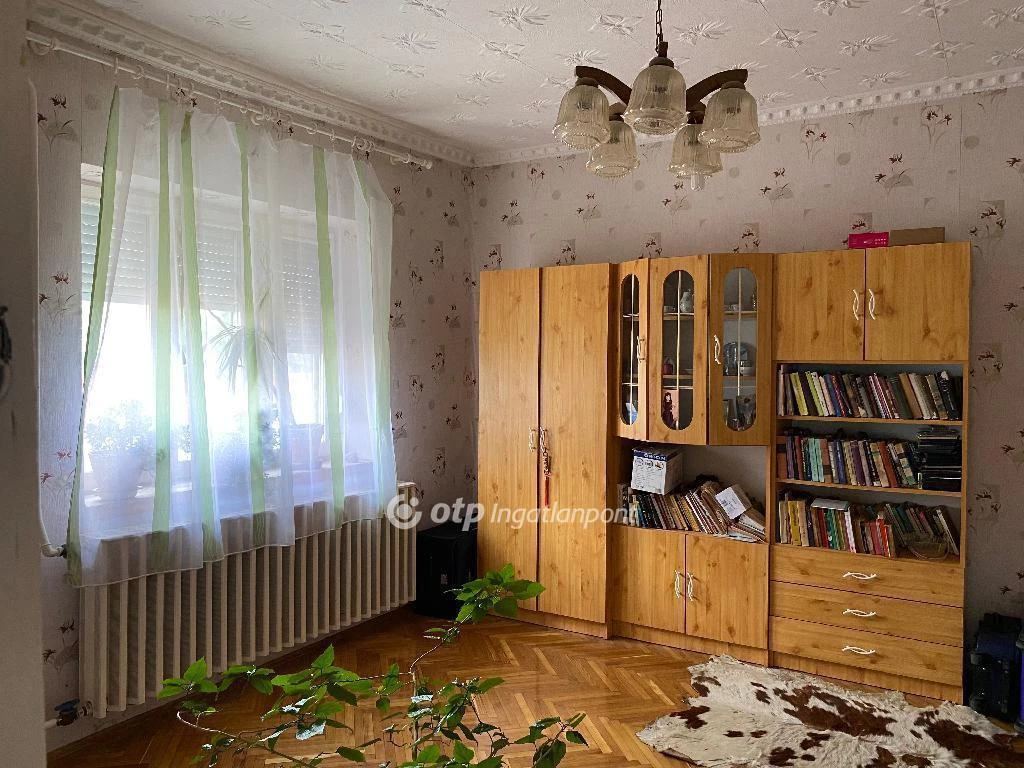 Eladó Ház, Kunmadaras