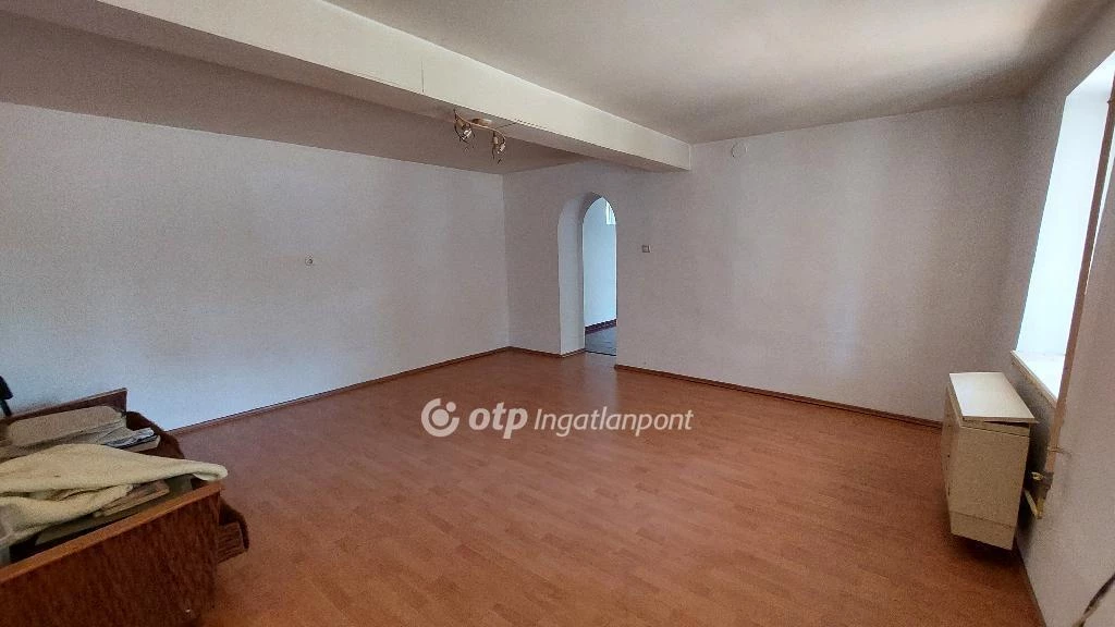 Eladó Ház, Kisújszállás