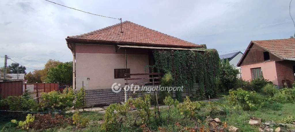 Eladó Ház, Jászberény