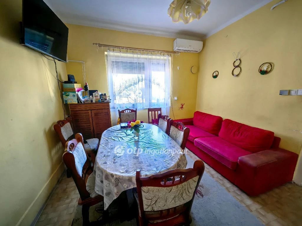 Eladó Ház, Kisújszállás