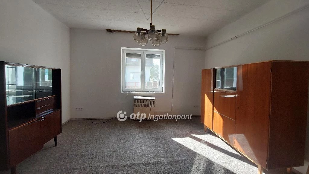 Eladó Ház, Isaszeg