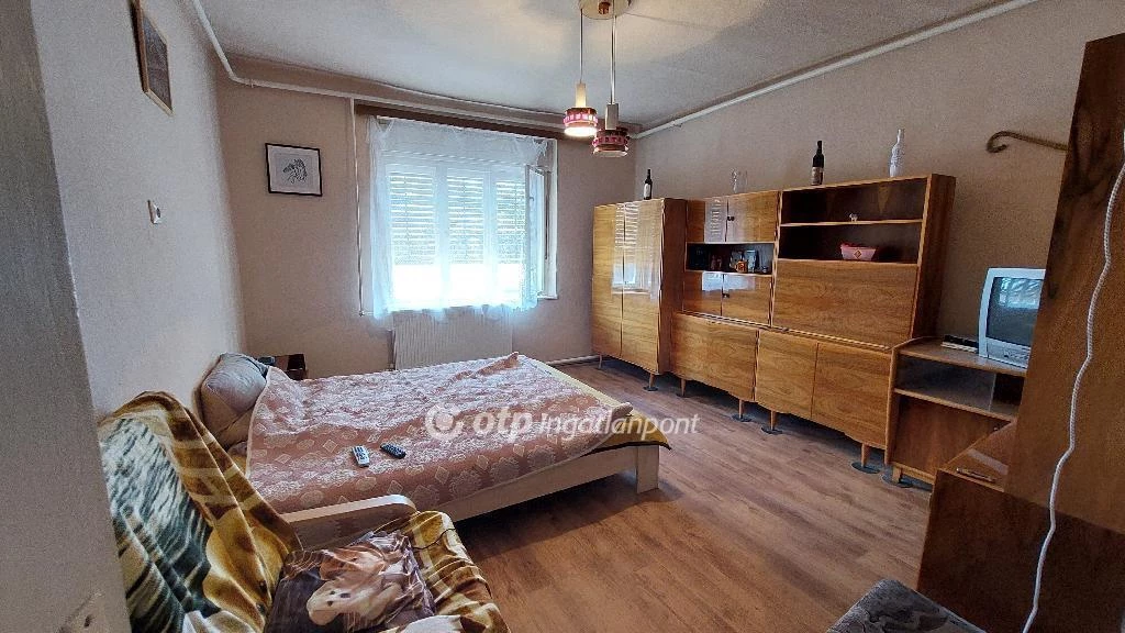 Eladó Ház, Kisújszállás