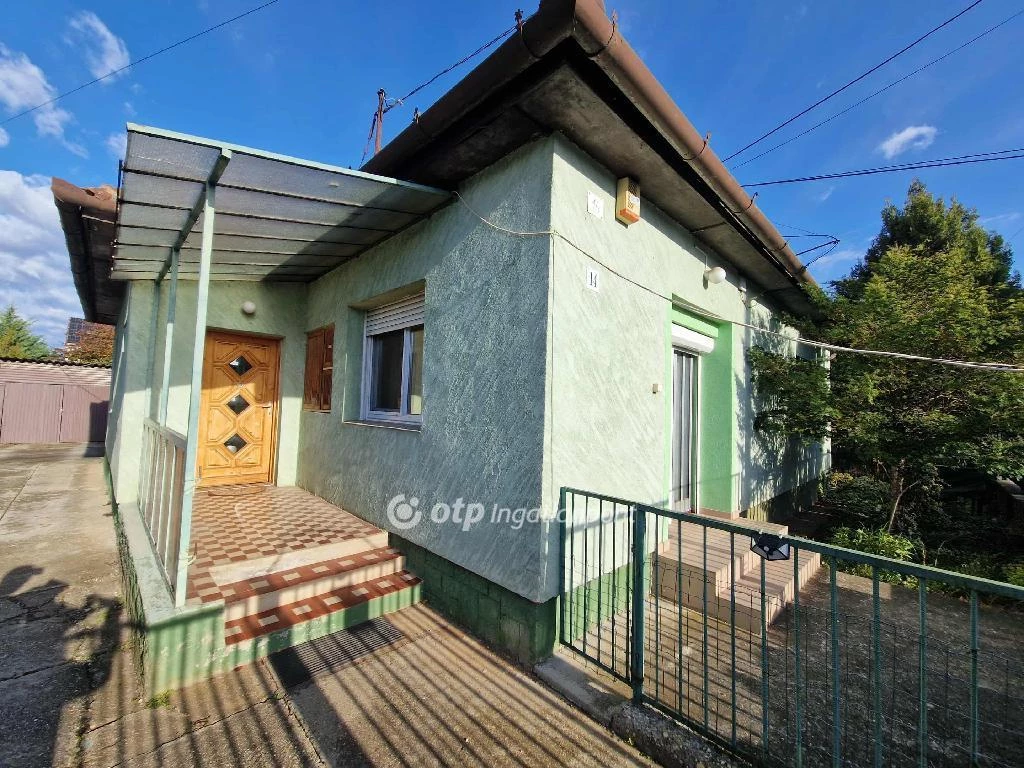 c3-1-name c2-1-name, Gyál