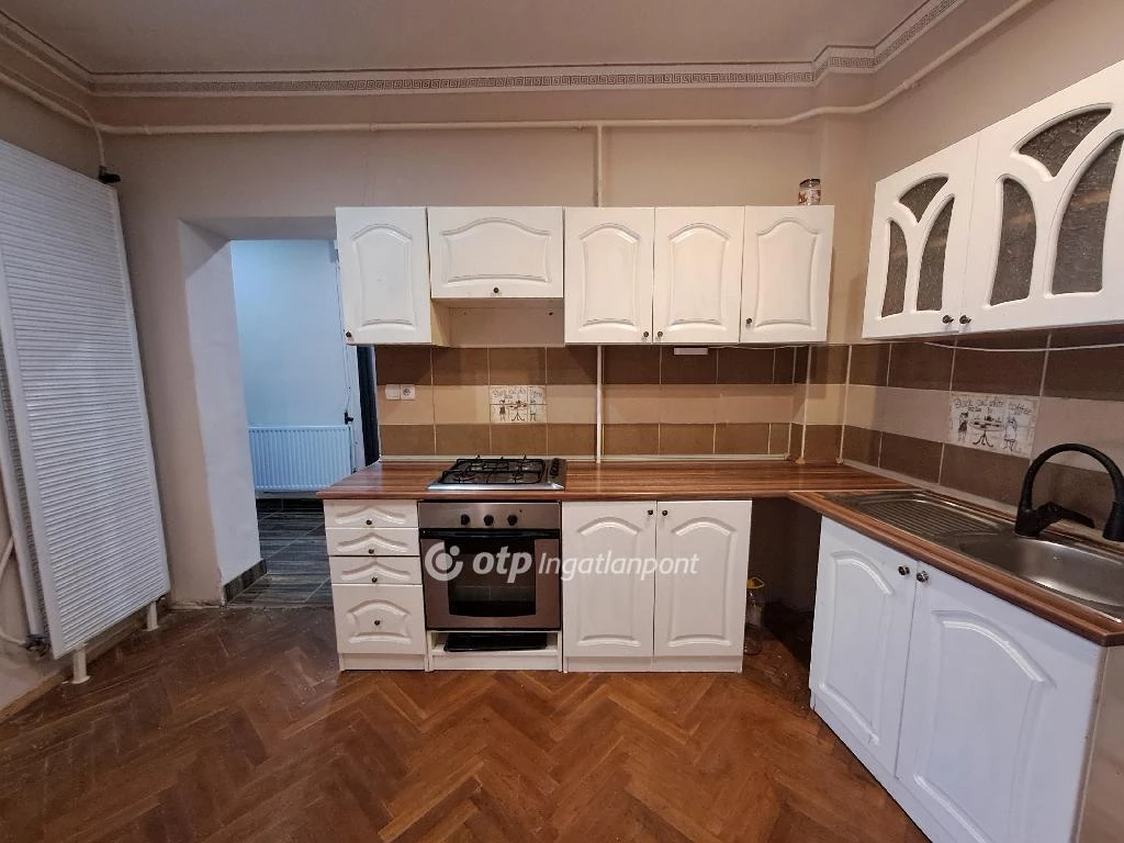 Eladó Ház, Kisújszállás