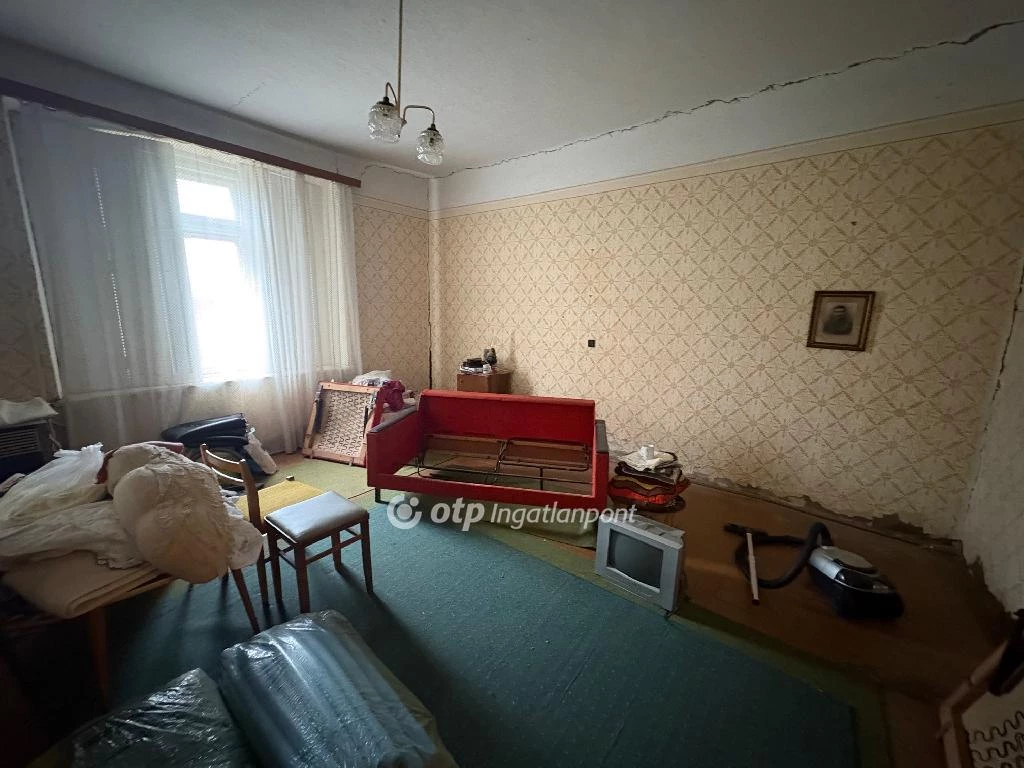 Eladó Ház, Kisújszállás