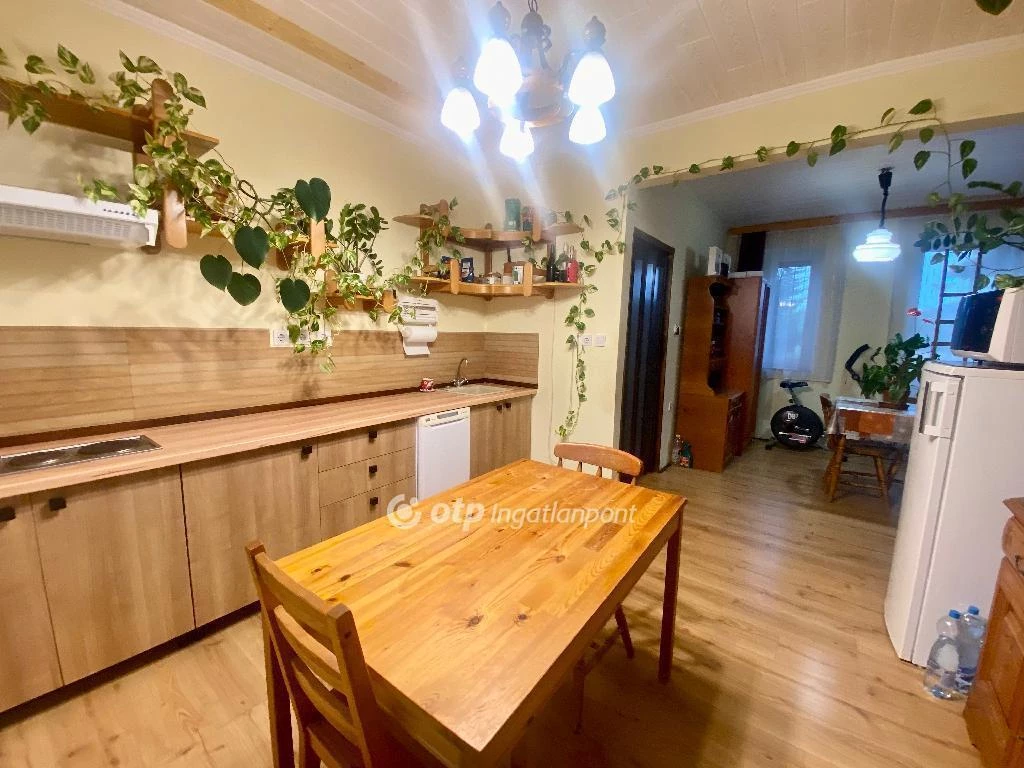 Eladó Ház, Jászberény