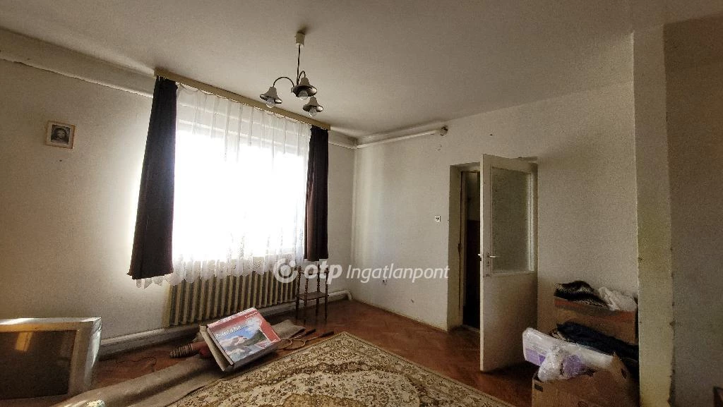 Eladó Ház, Jászberény