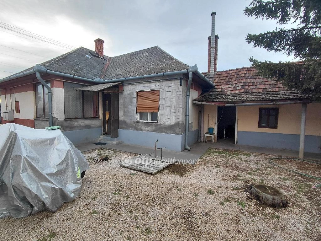 Eladó Ház, Jászfényszaru