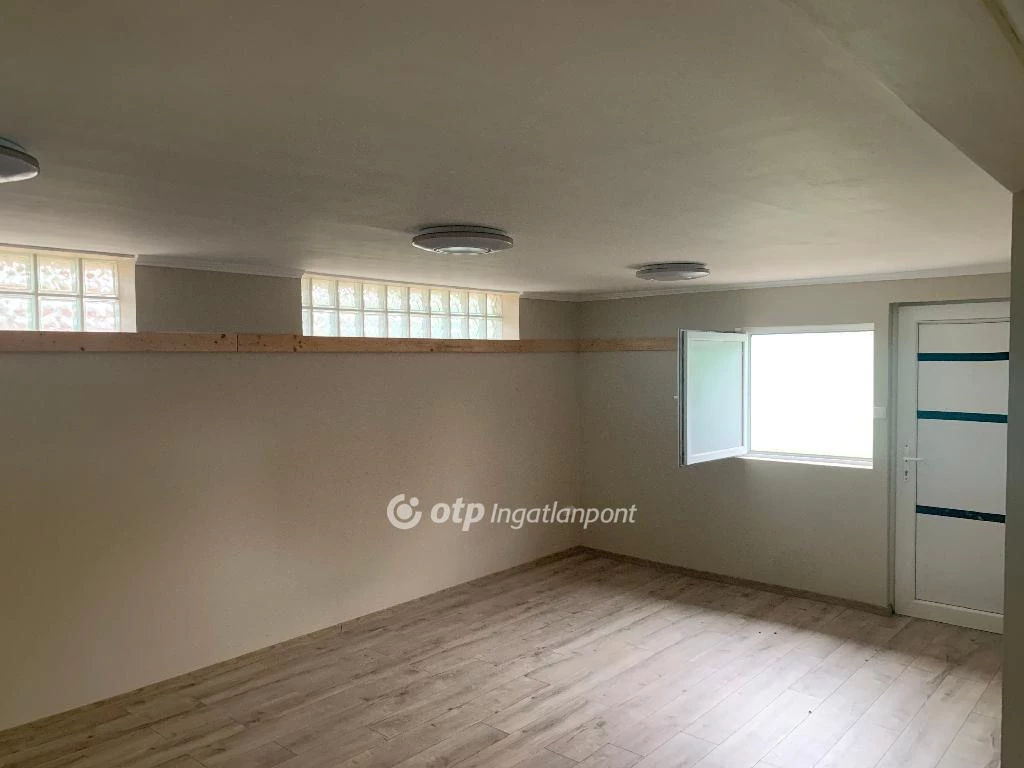 Eladó Ház, Túrkeve