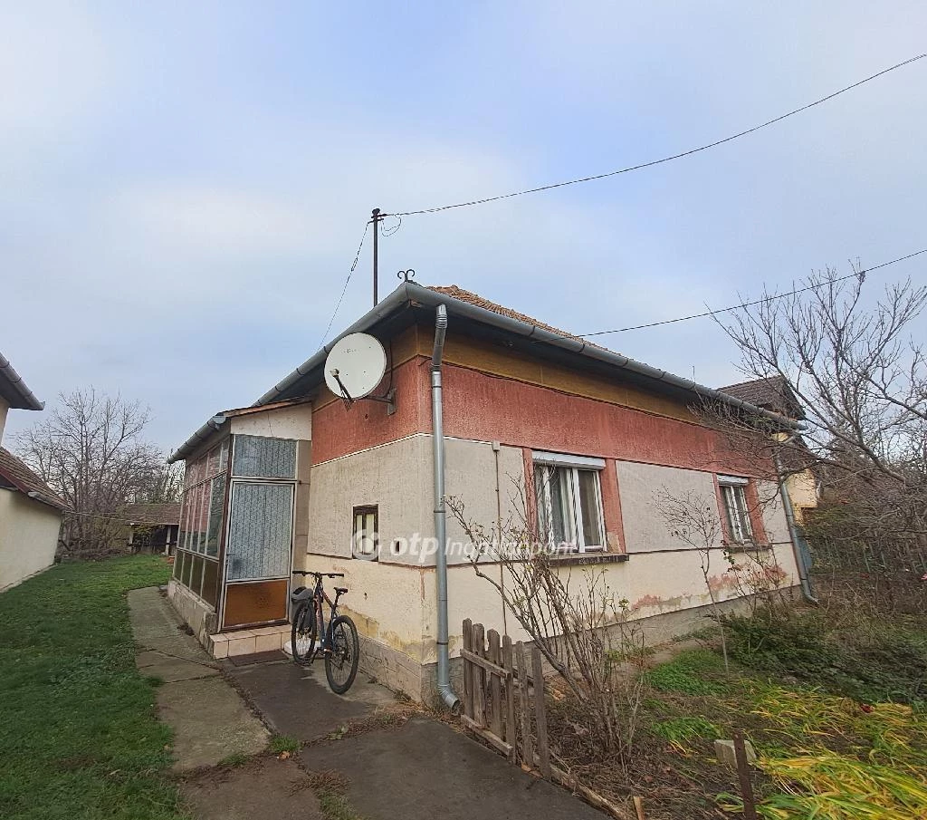 Eladó Ház, Püspökladány