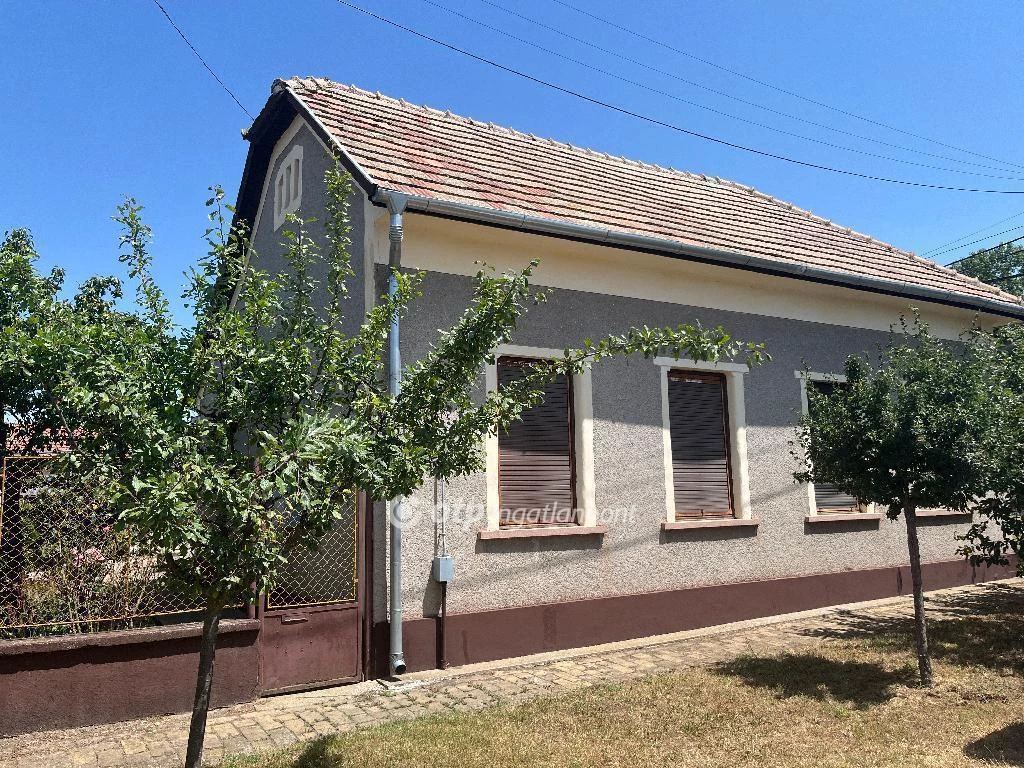 Eladó Ház, Nagykőrös