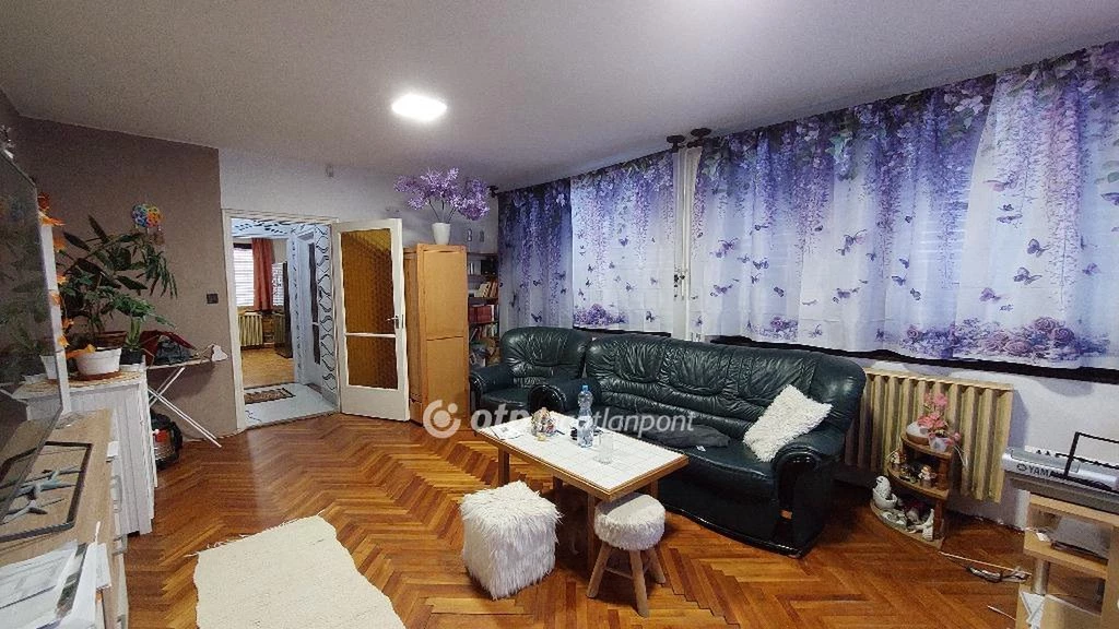 Eladó Ház, Tiszaroff