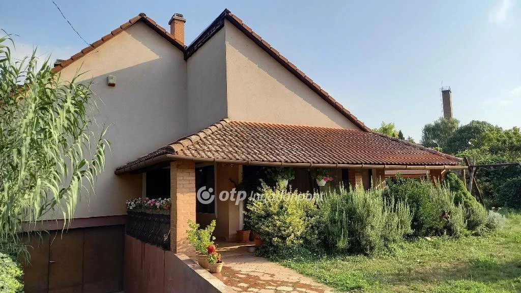 Eladó Ház, Tápiószele