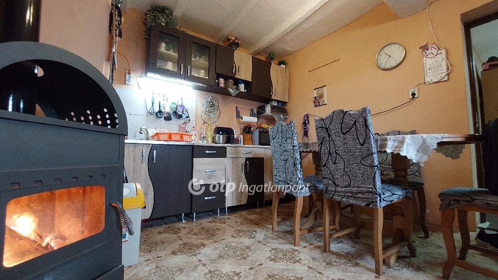 Eladó Ház, Kisújszállás