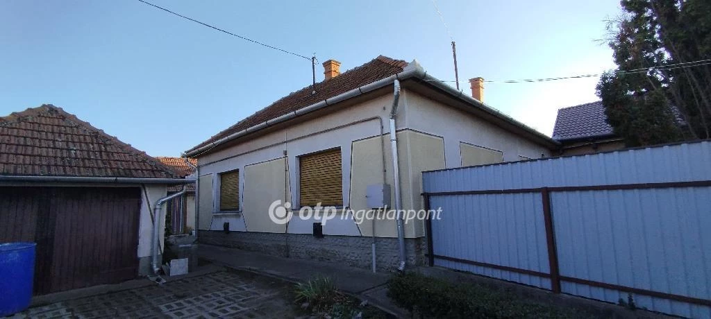 Eladó Ház, Jászberény