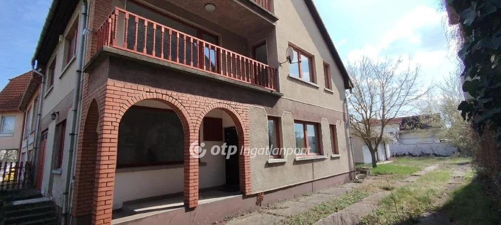 Eladó Ház, Jászberény