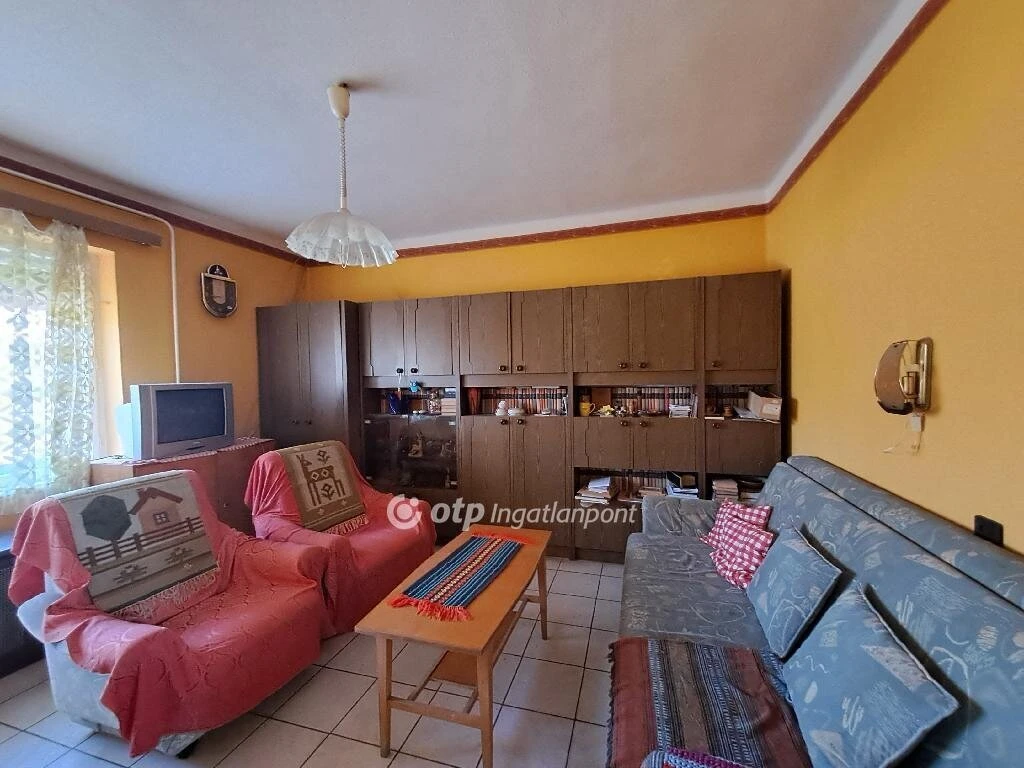 Eladó Ház, Kunhegyes