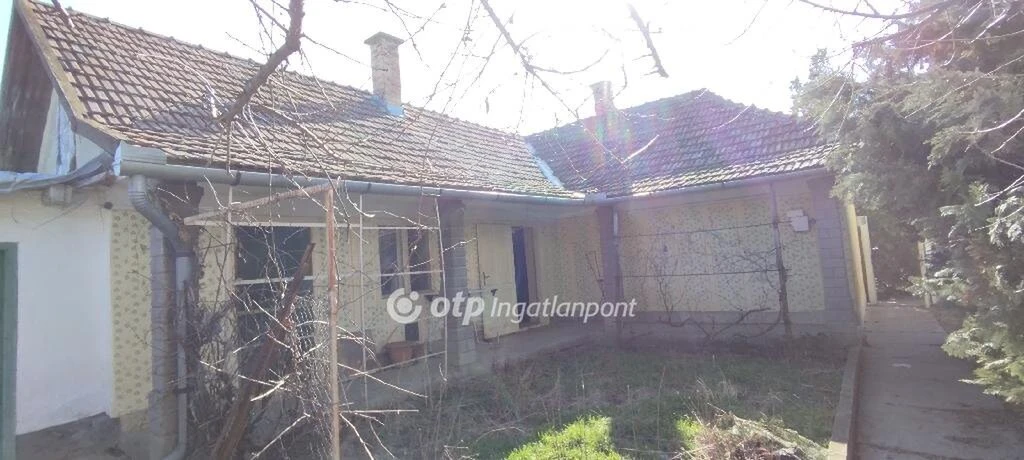 Eladó Ház, Jászberény