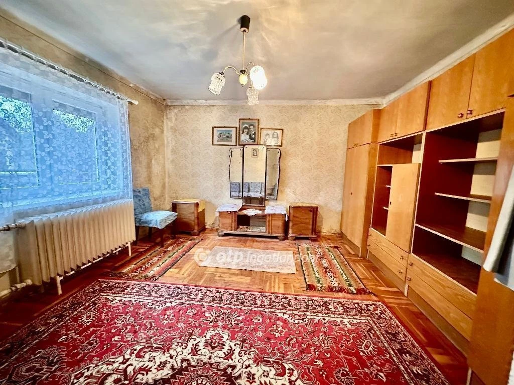 Eladó Ház, Albertirsa