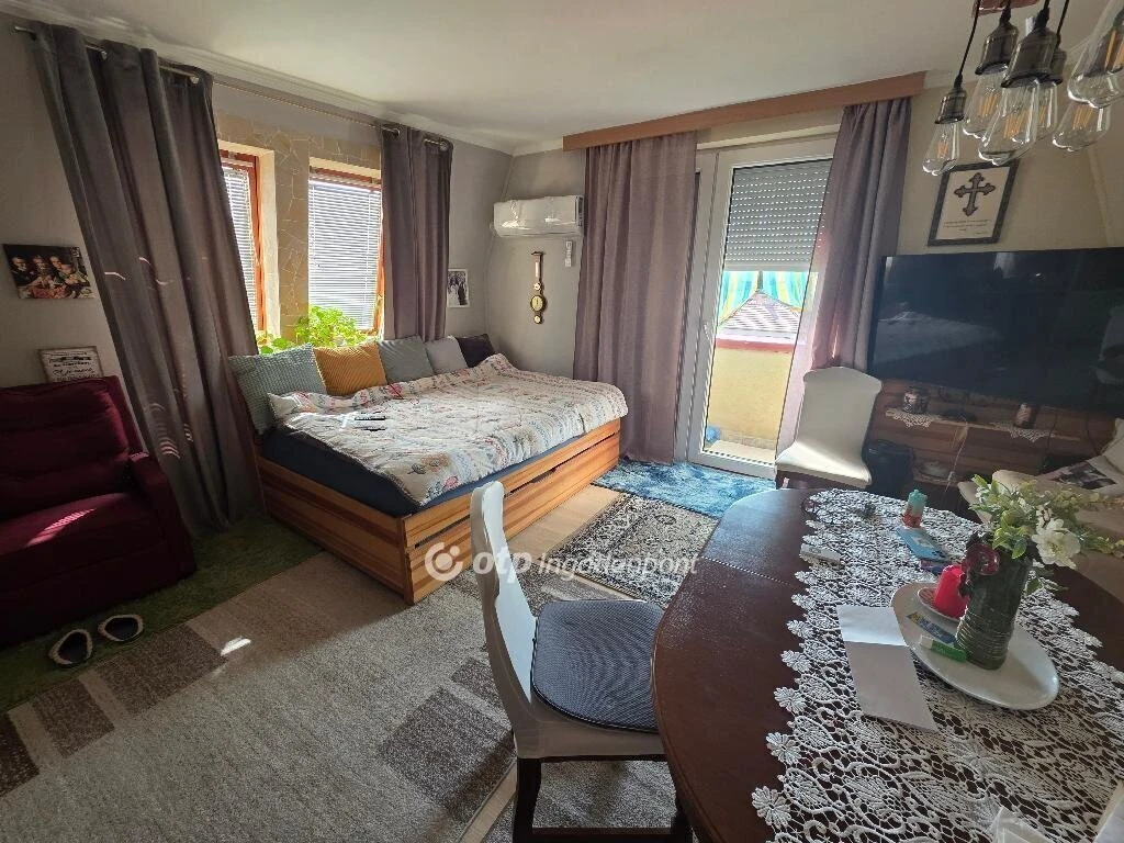 Eladó Lakás, Hajdúszoboszló