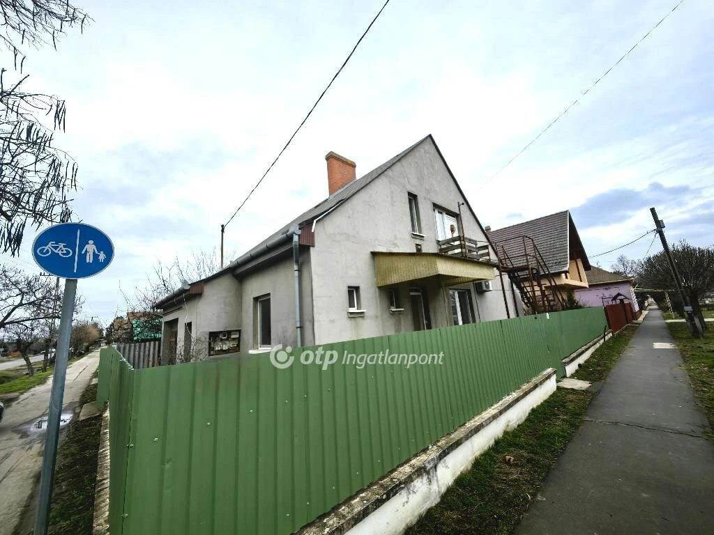 Eladó Ház, Túrkeve