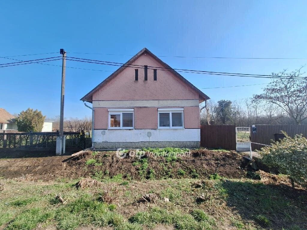 Eladó Ház, Füzesgyarmat
