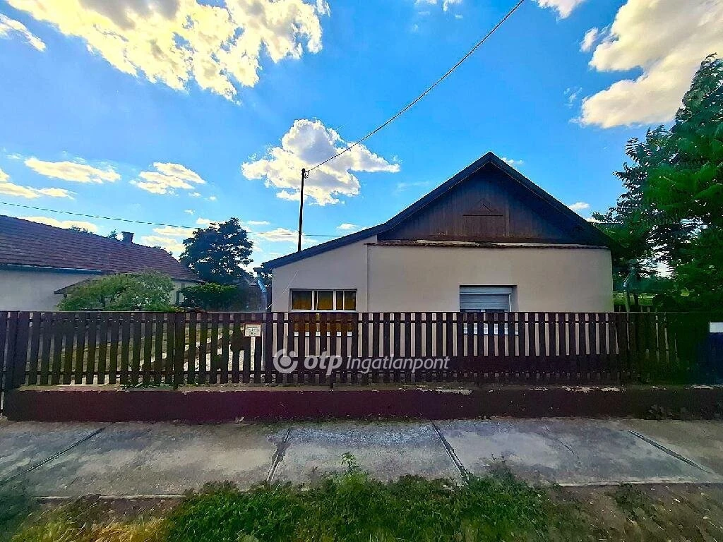 Eladó Ház, Szeghalom