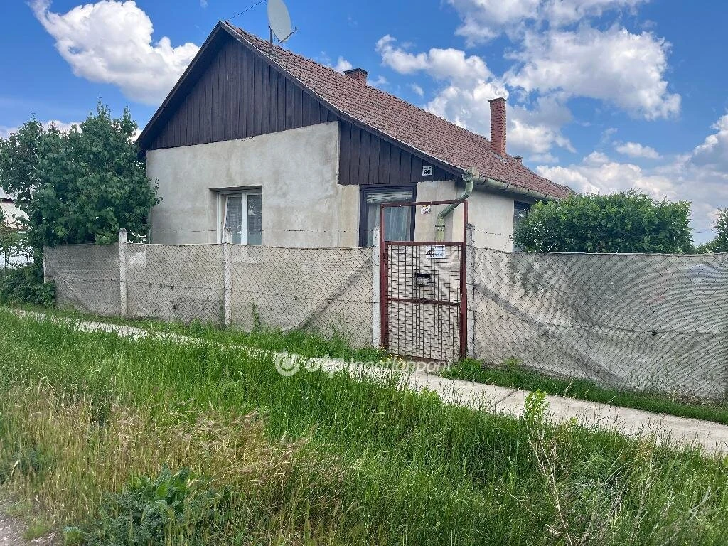 Eladó Ház, Nádudvar