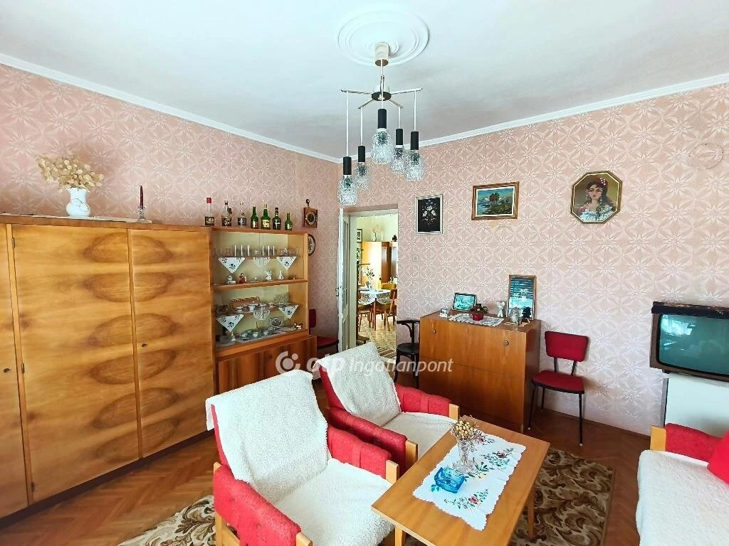 c3-1-name c2-1-name, Jászboldogháza, Rákóczi Ferenc utca