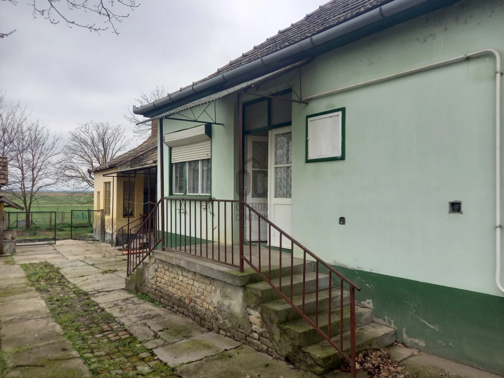 Eladó családi ház, Gara, Gara