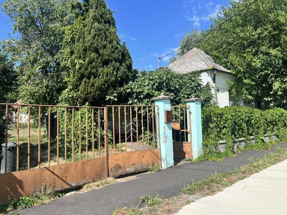 Eladó családi ház, Narda