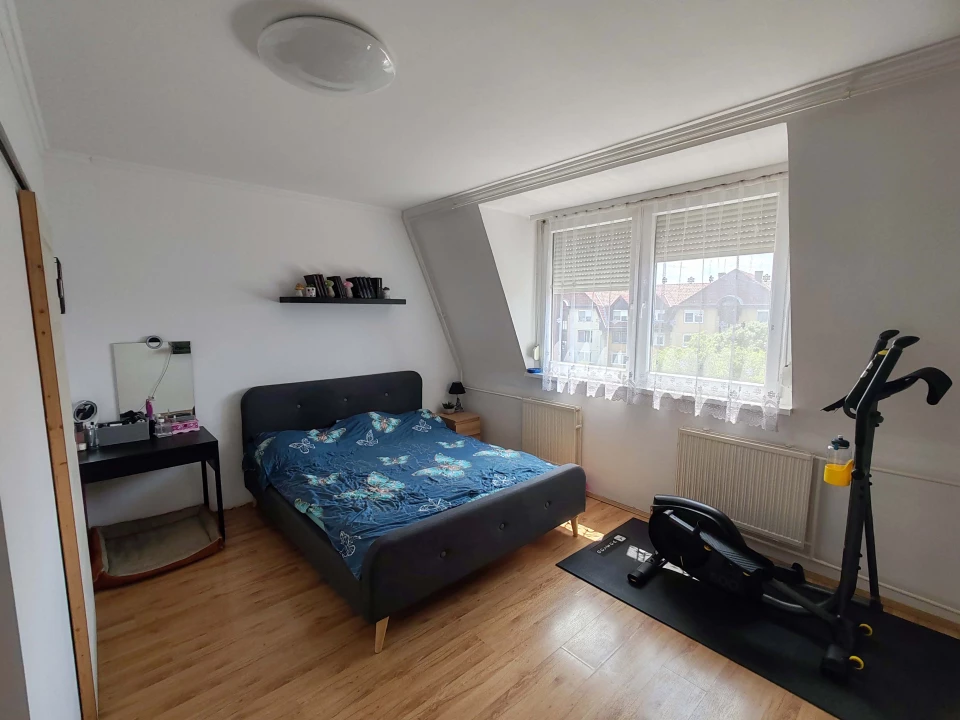 Eladó panellakás, Debrecen, Derék utca