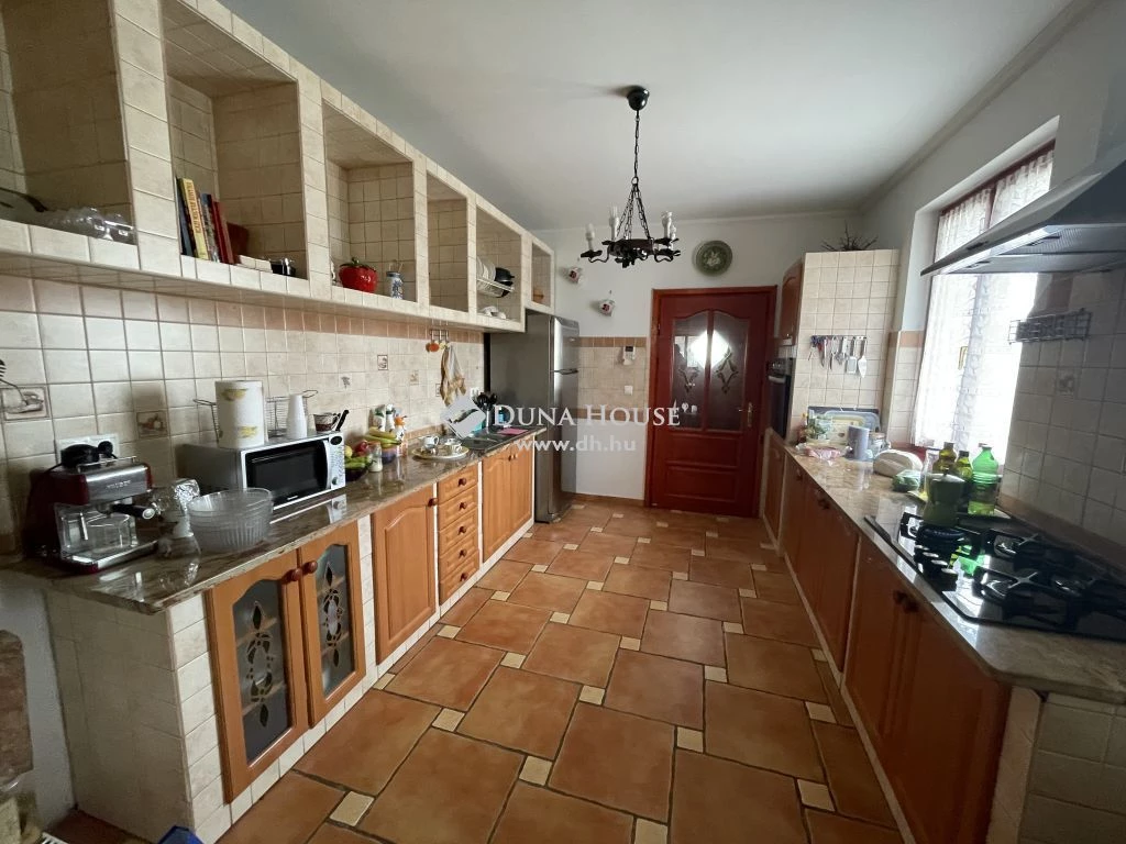 c3-1-name c2-3-name, Kecskemét