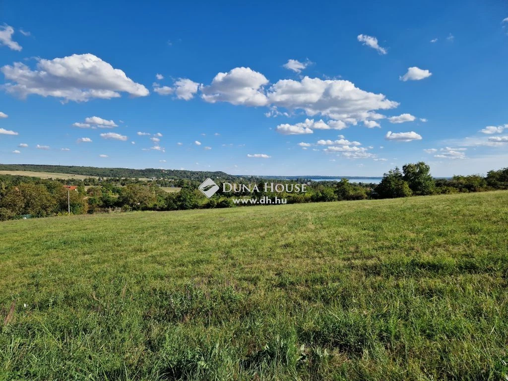 For sale periphery plot, Balatonkenese