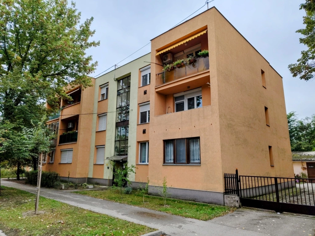 For sale brick flat, Kecskemét, Műkertváros, Szent István körút