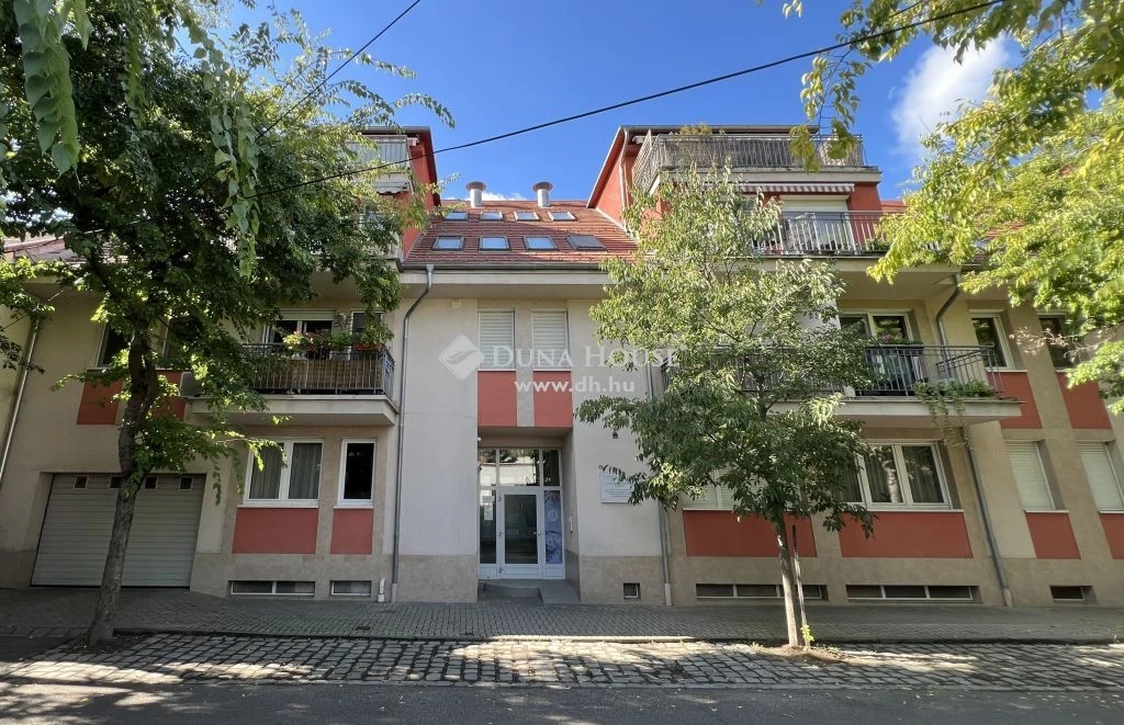 For sale brick flat, Kecskemét, Belváros