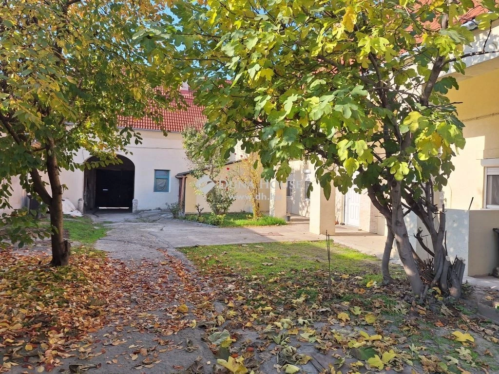 For sale brick flat, Dunaföldvár