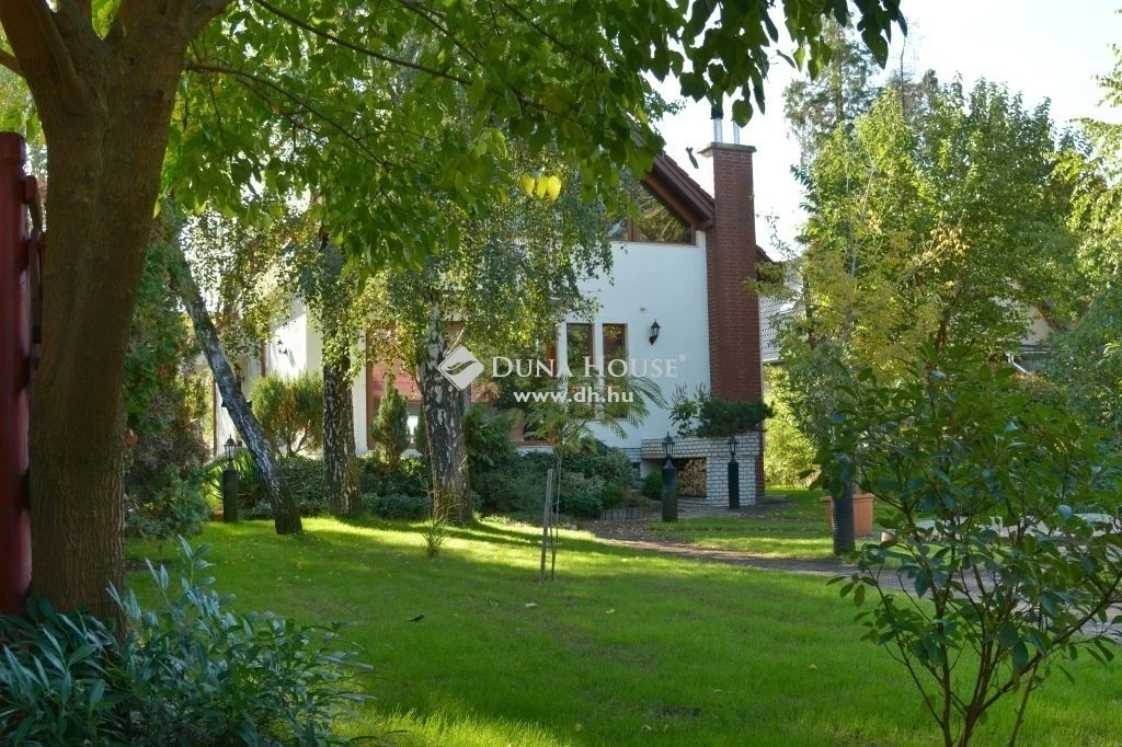 Eladó nagyon szép családi ház, Kecskemét-Kadafalván