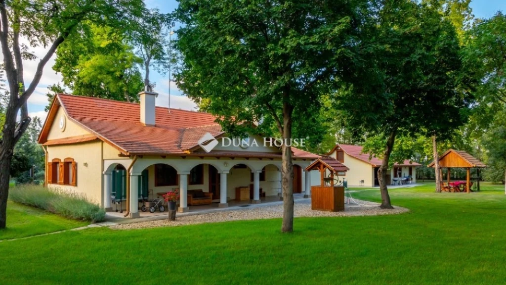 Eladó 13,5 HA gyönyörű privát birtok Tiszakécskén